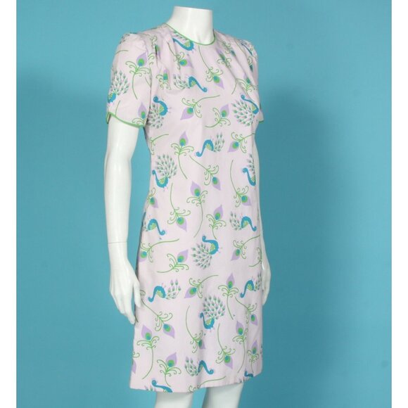 Vtg 60s THE VESTED GENTRESS Blue Green Peacock Print on Lavender Dress Sz 6 /703 - Picture 5 of 7